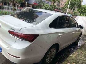 靖江收二手車聯系電話|收購小轎車，上門電...